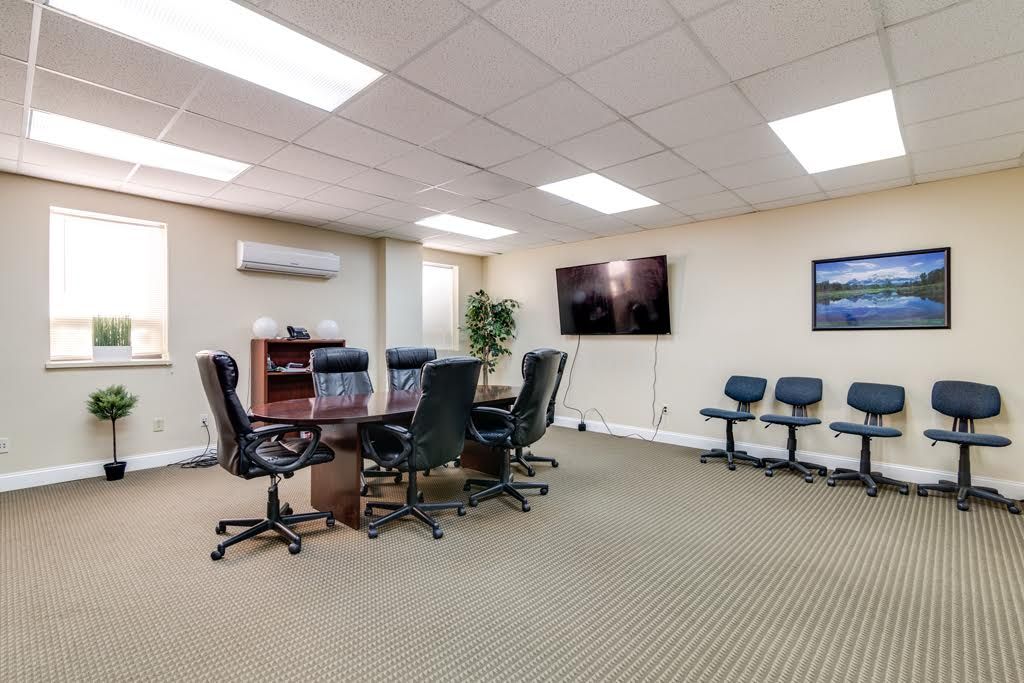 40 Galesi Dr, Wayne, NJ, 07470